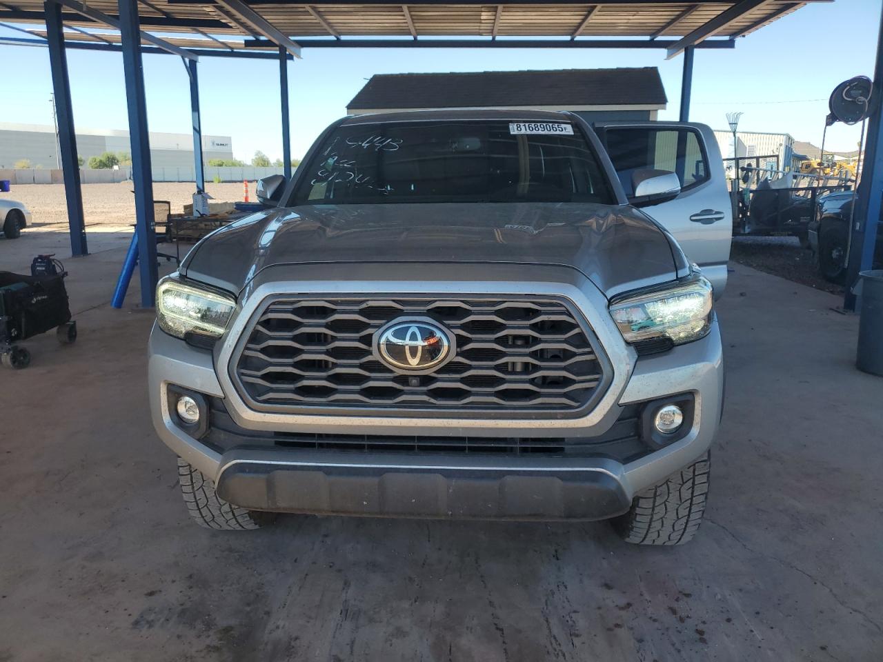 Toyota Tacoma Double Cab Image 10