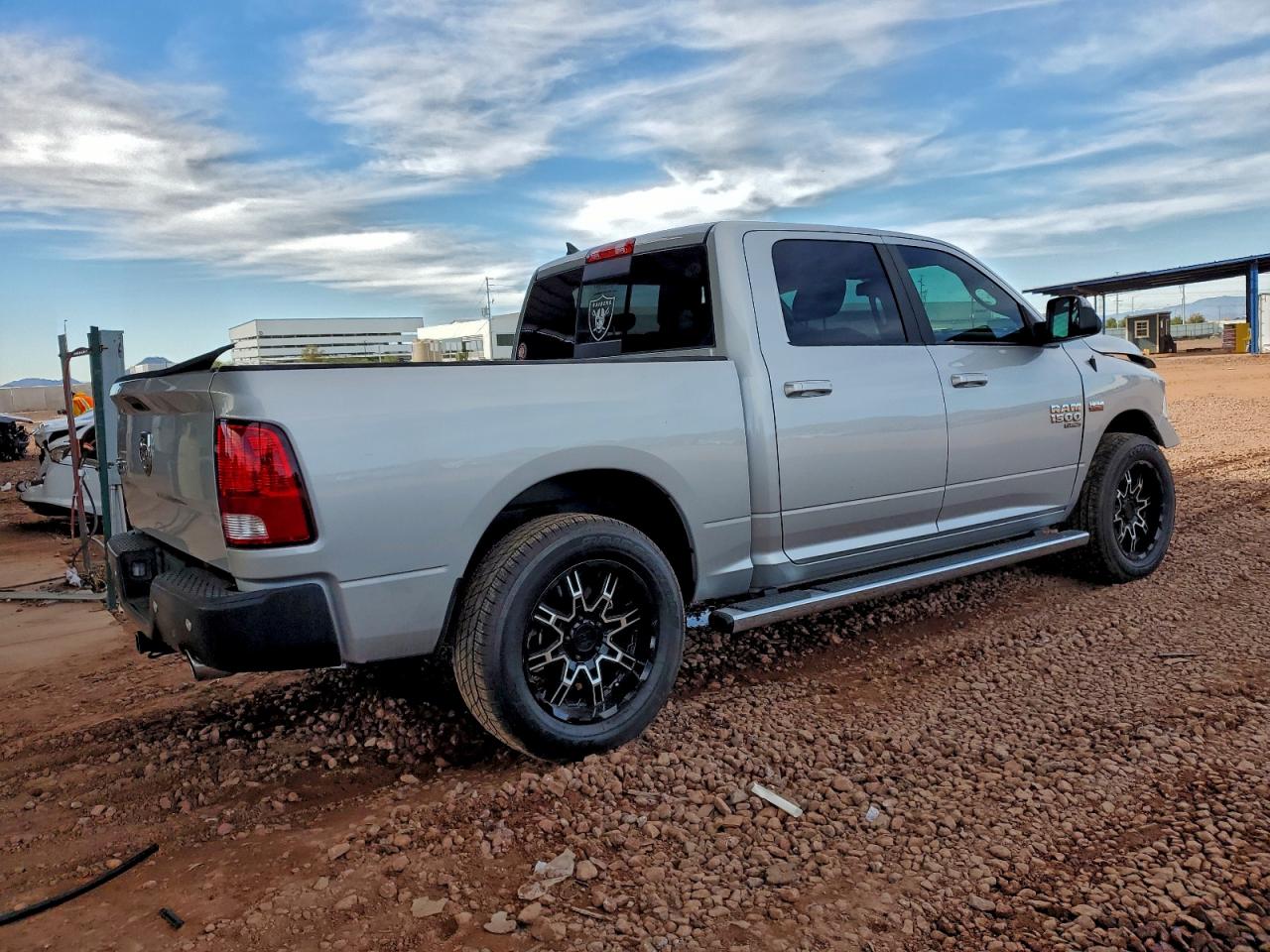 Ram 1500 Slt Image 3