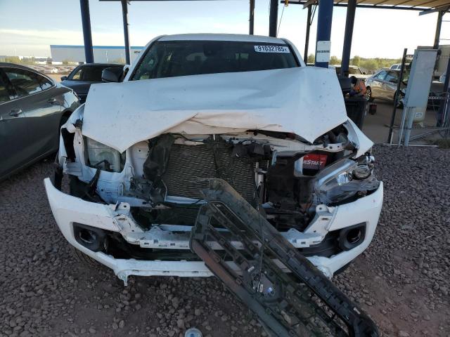 Toyota Tacoma Double Cab Image 11