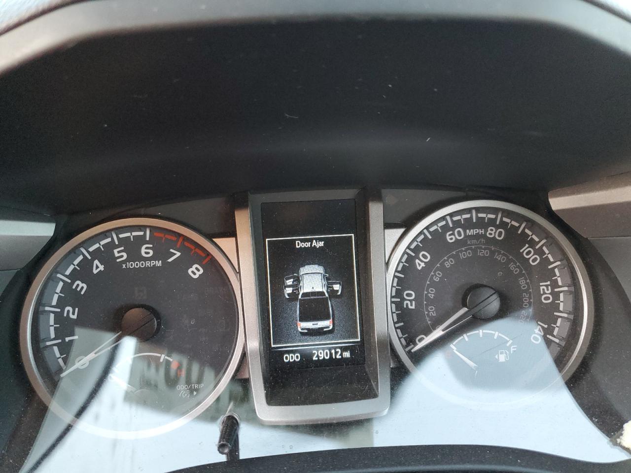 Toyota Tacoma Double Cab Image 10