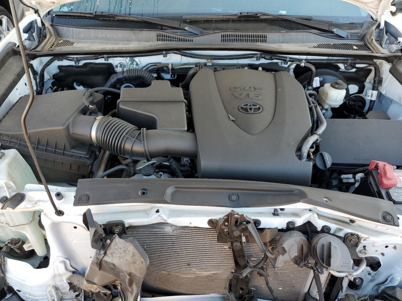 Toyota Tacoma Double Cab Image 9