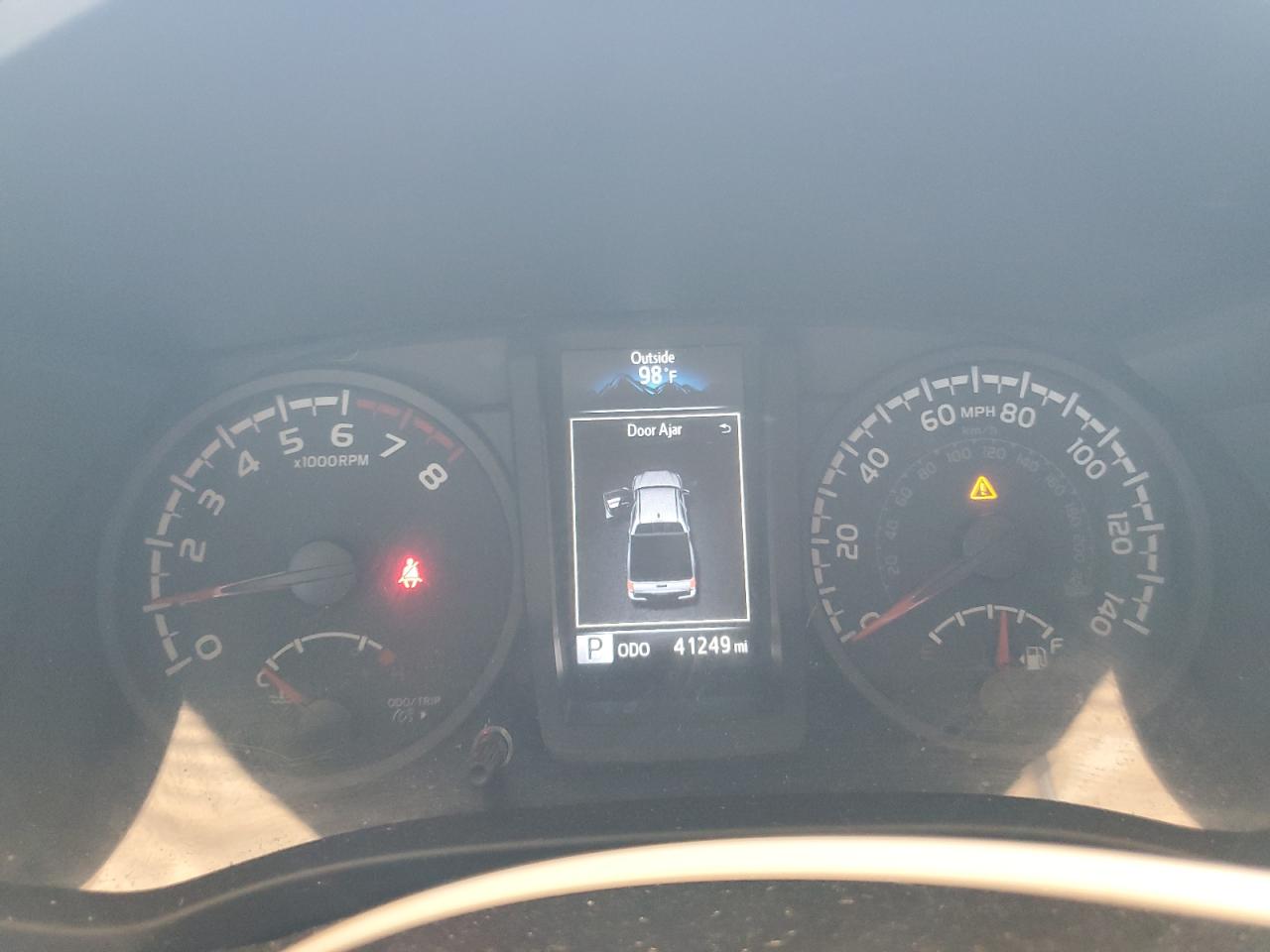 Toyota Tacoma Double Cab Image 11