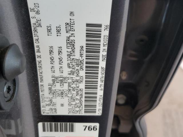 Toyota Tacoma Double Cab Image 8