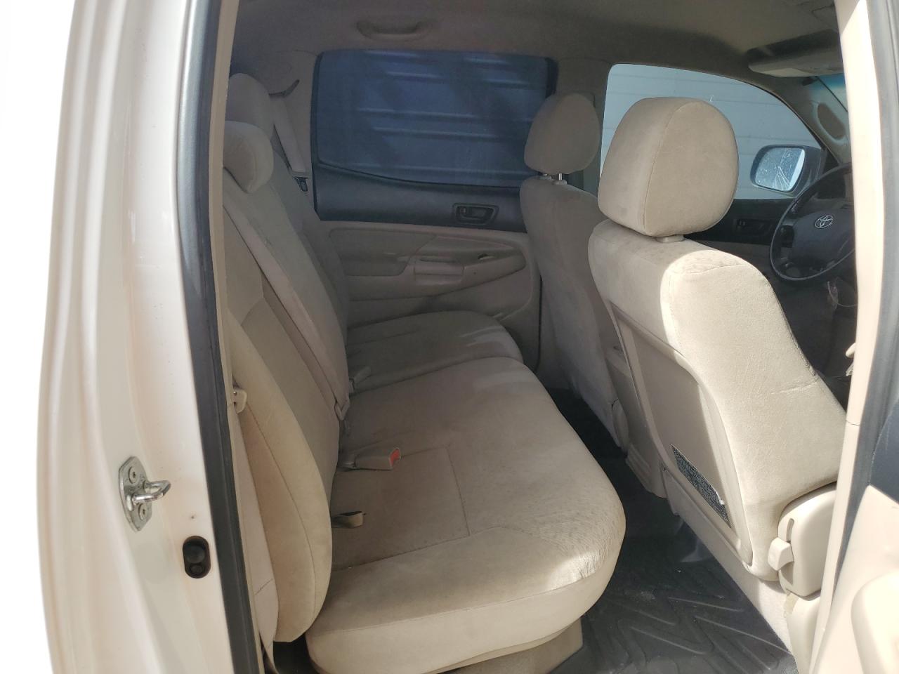 Toyota Tacoma Double Cab Prerunner Image 7