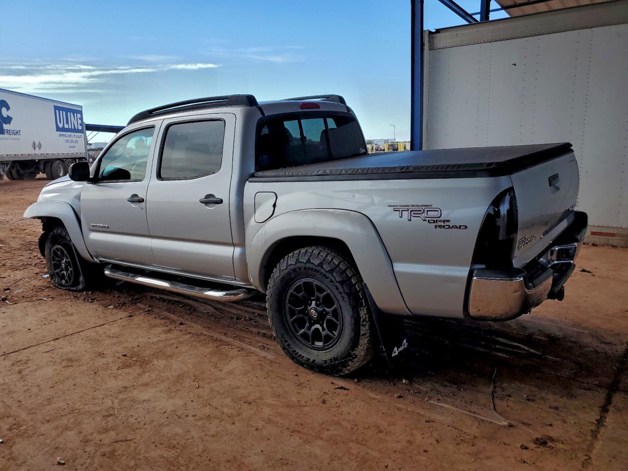 Toyota Tacoma Double Cab Image 7