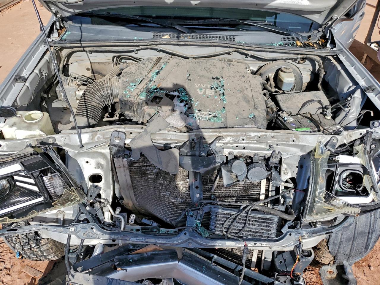 Toyota Tacoma Double Cab Image 12