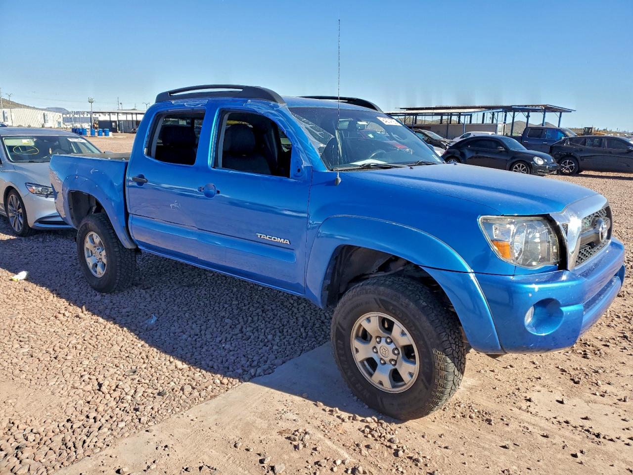 Toyota Tacoma Double Cab Image 3