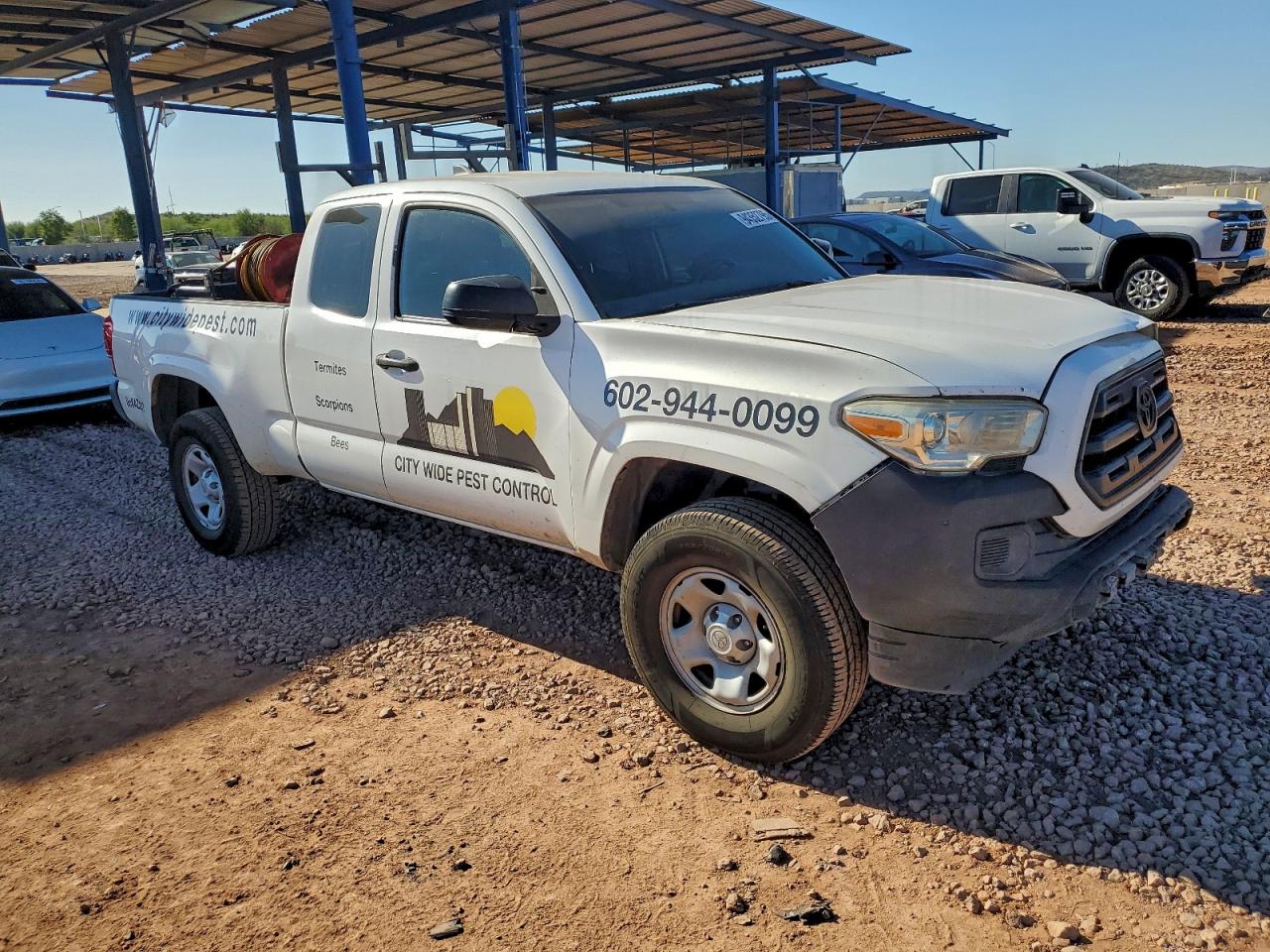 Toyota Tacoma Access Cab Image 12