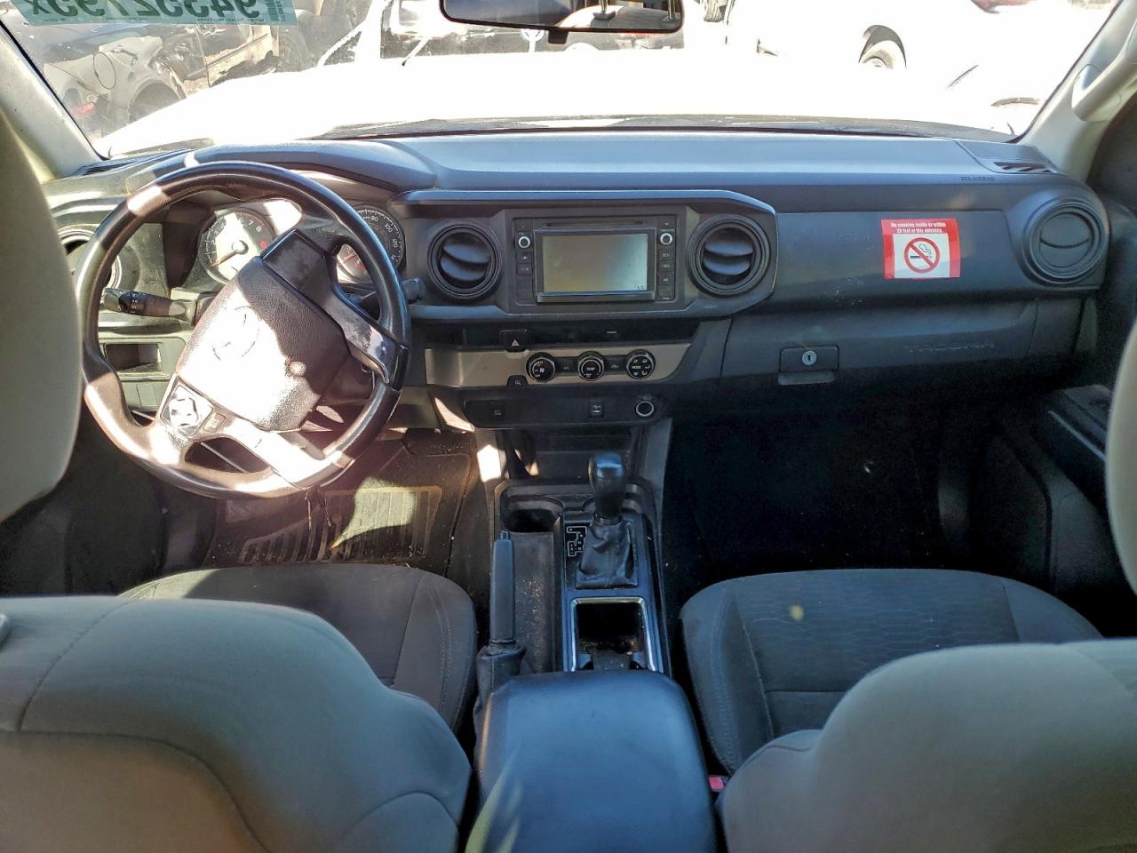 Toyota Tacoma Access Cab Image 6