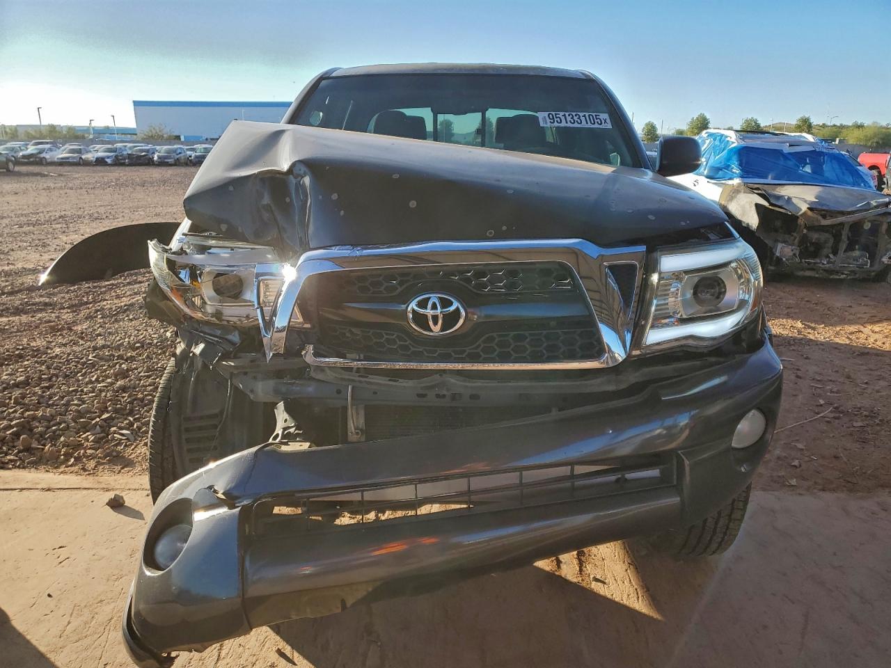 Toyota Tacoma Double Cab Image 2