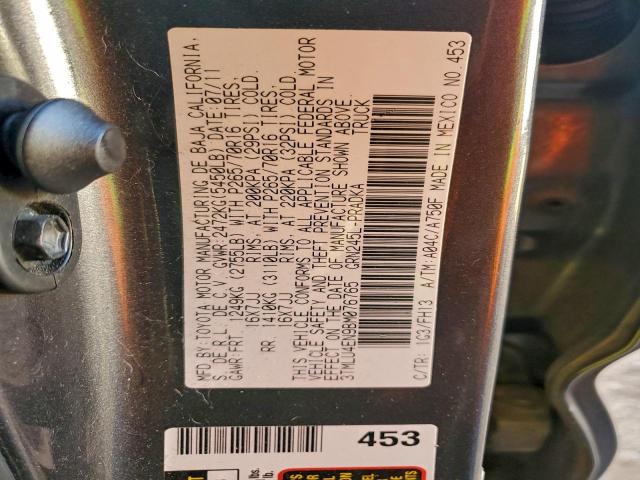 Toyota Tacoma Double Cab Image 8