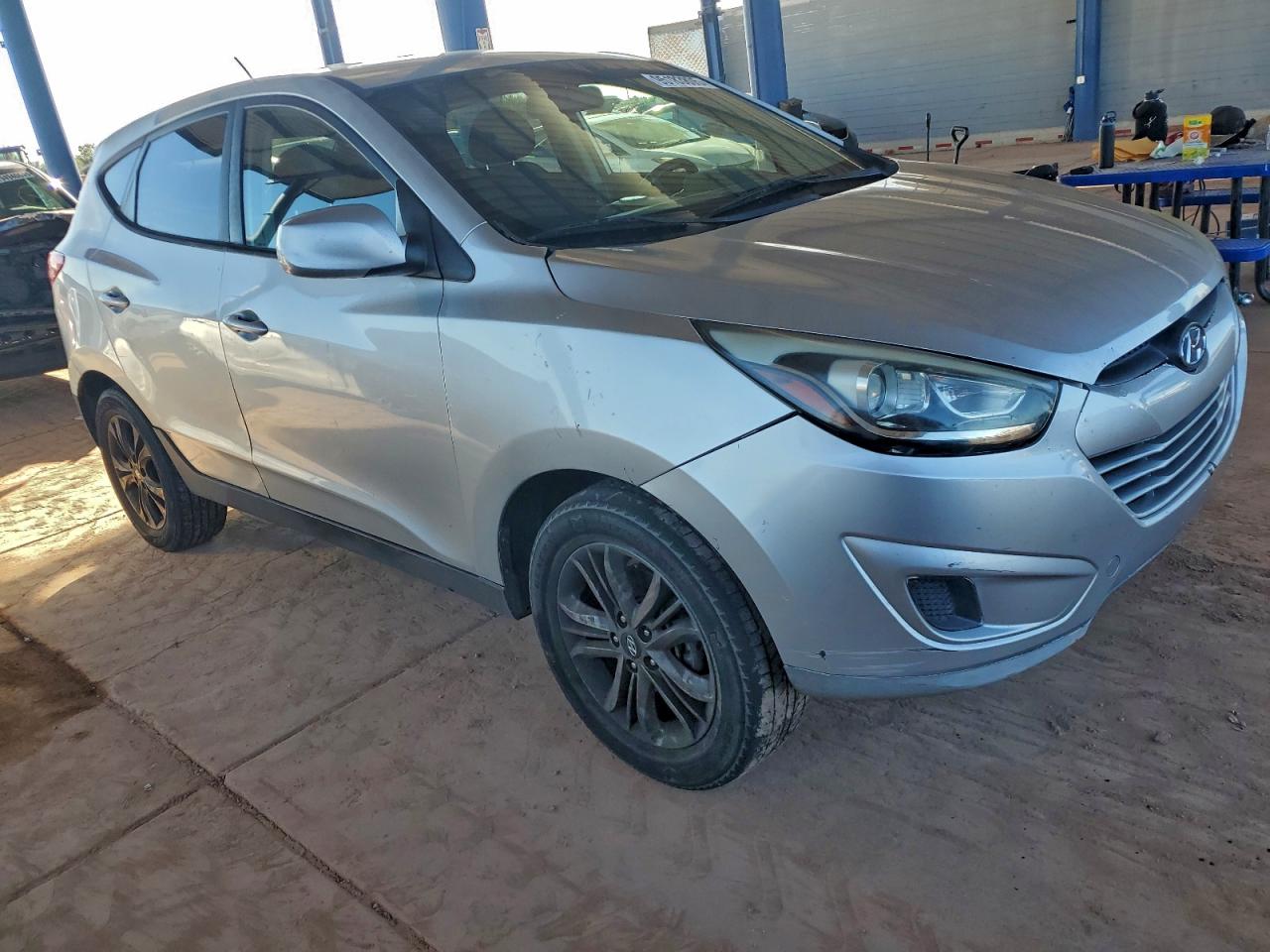 Hyundai TUCSON Gls Image 9