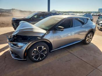  Salvage Kia EV6