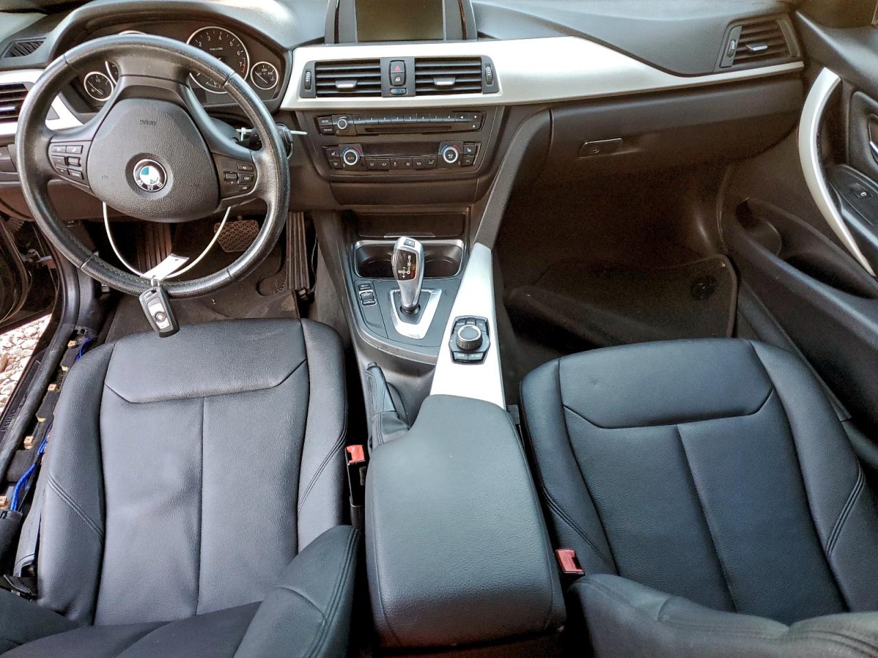 BMW 3 Series I Xdrive Image 6