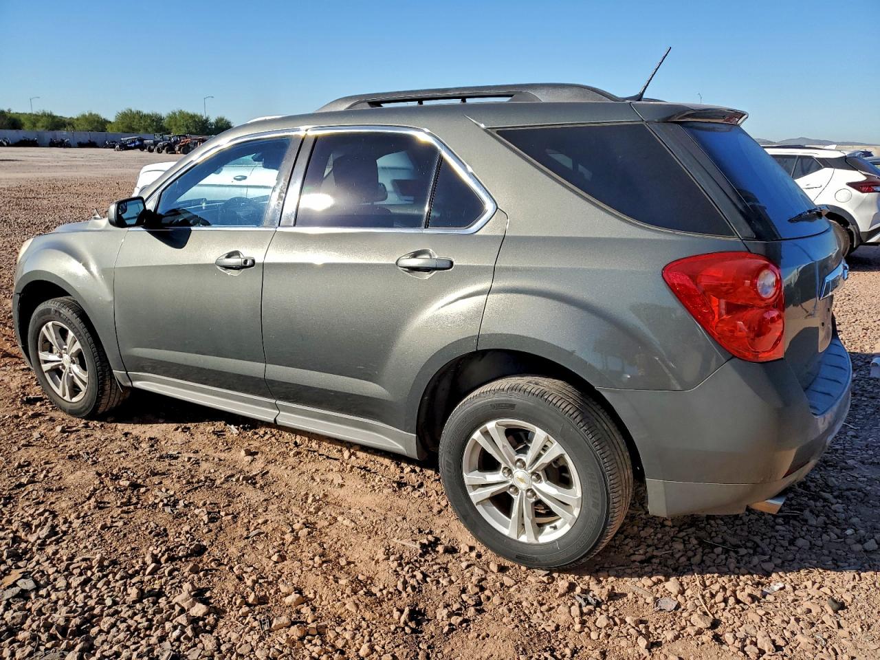 Chevrolet Equinox Lt Image 2