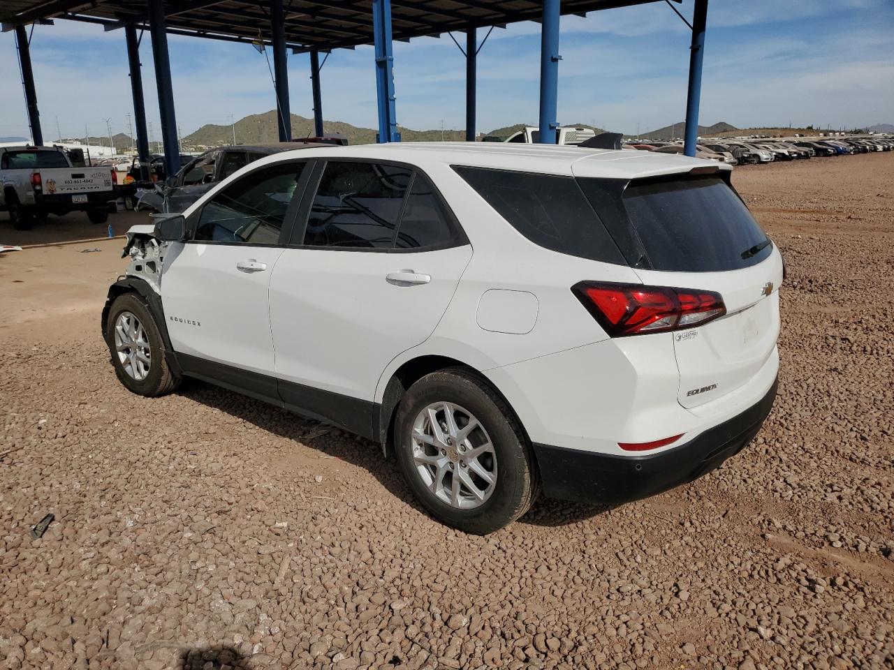 Chevrolet Equinox Ls Image 2