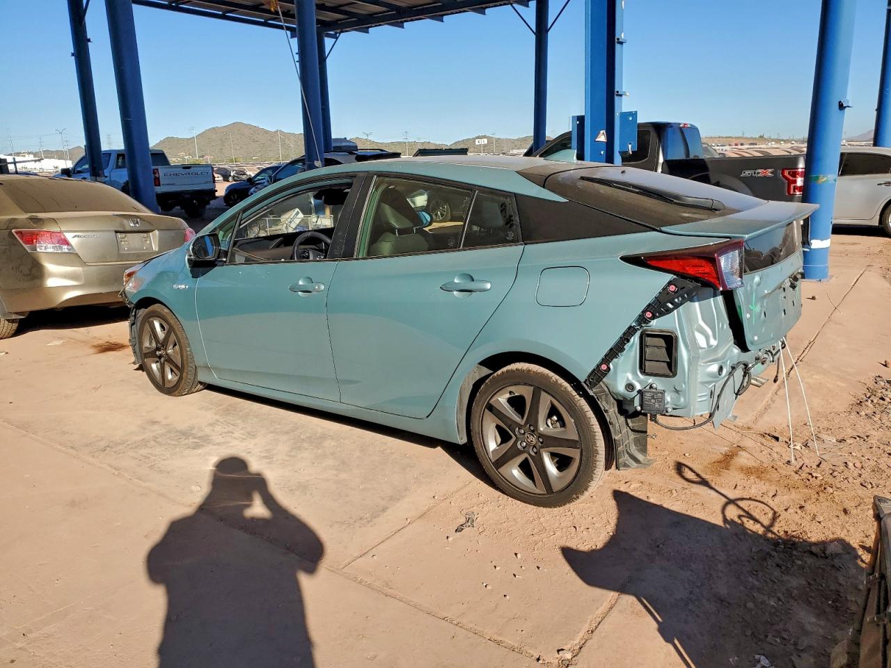 Toyota Prius Image 10