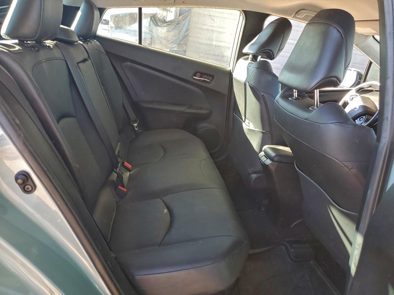 Toyota Prius Image 6