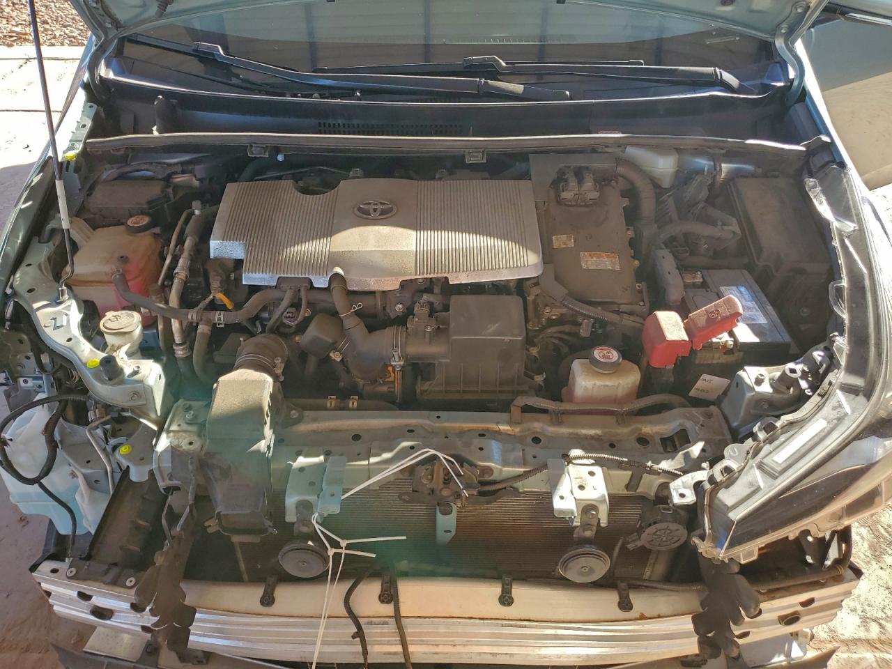 Toyota Prius Image 8