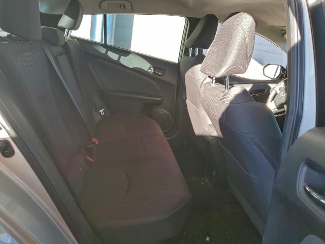 Toyota Prius Image 6