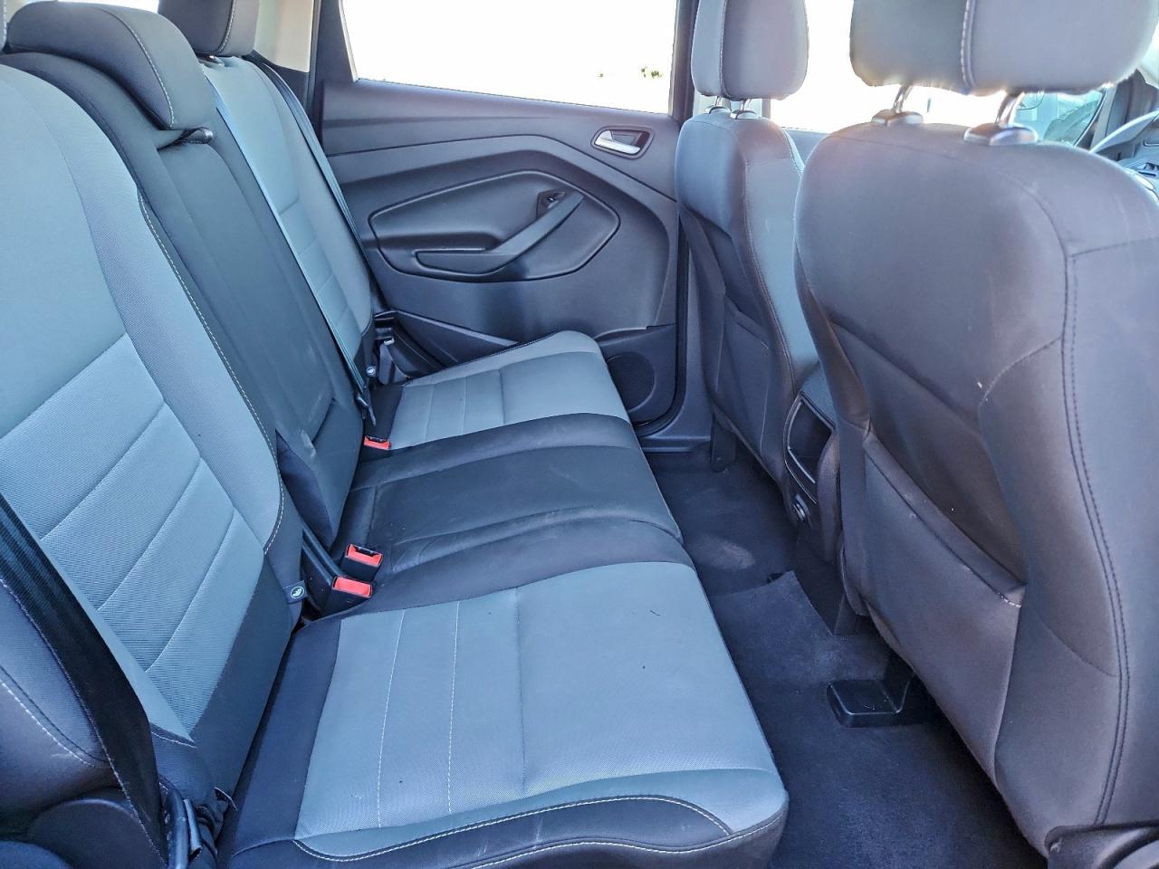 Ford Escape Se Image 11