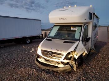  Salvage Mercedes-Benz Sprinter
