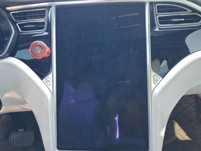 Tesla Model X Image 9