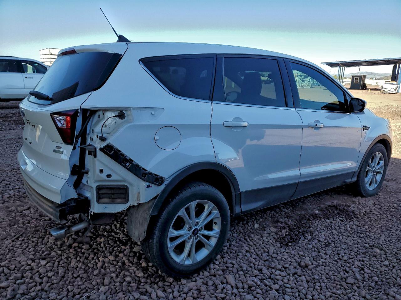 Ford Escape Se Image 8