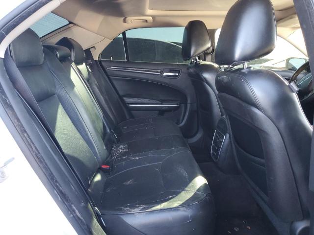 Chrysler 300 Image 5