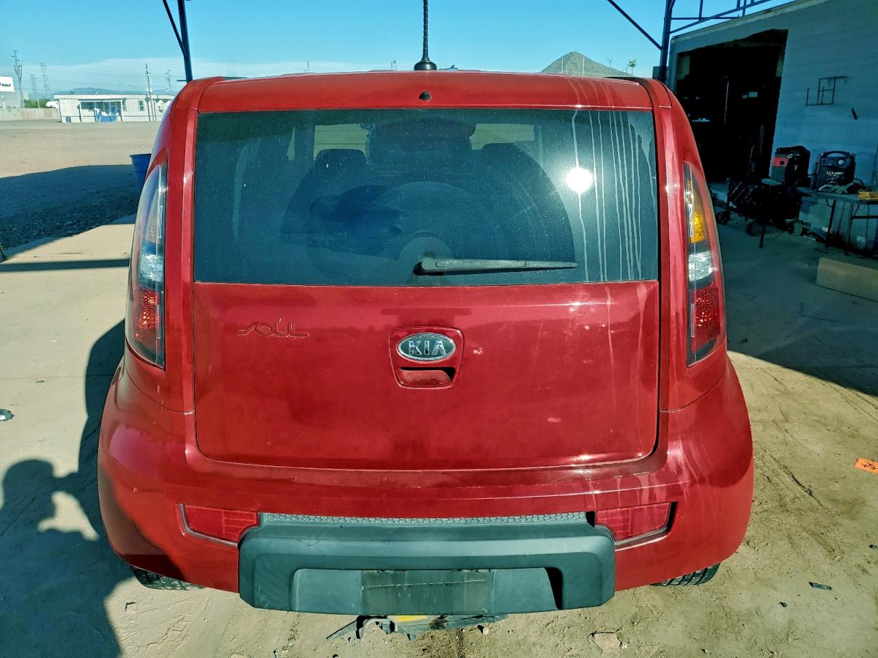 Kia Soul + Image 8