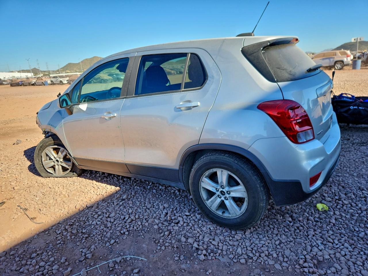 Chevrolet Trax Ls Image 11
