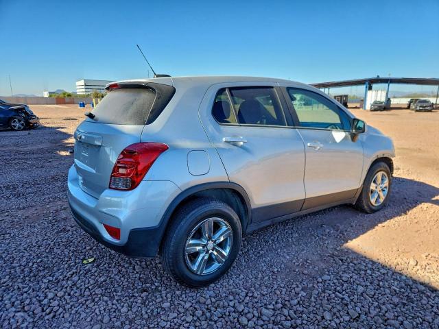Chevrolet Trax Ls Image 2