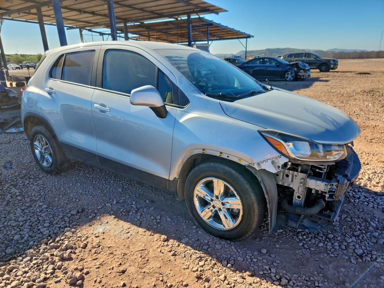 Chevrolet Trax Ls Image 3