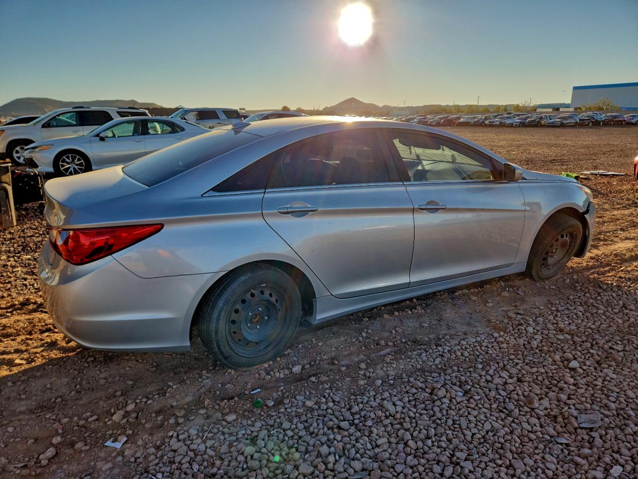 Hyundai SONATA Gls Image 2