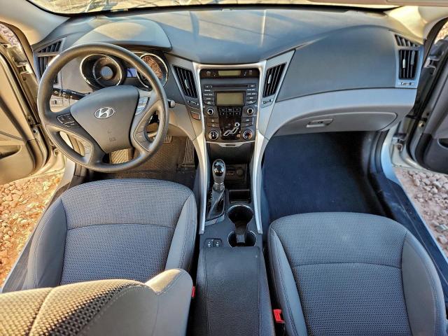 Hyundai SONATA Gls Image 10