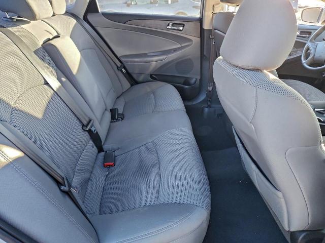 Hyundai SONATA Gls Image 8