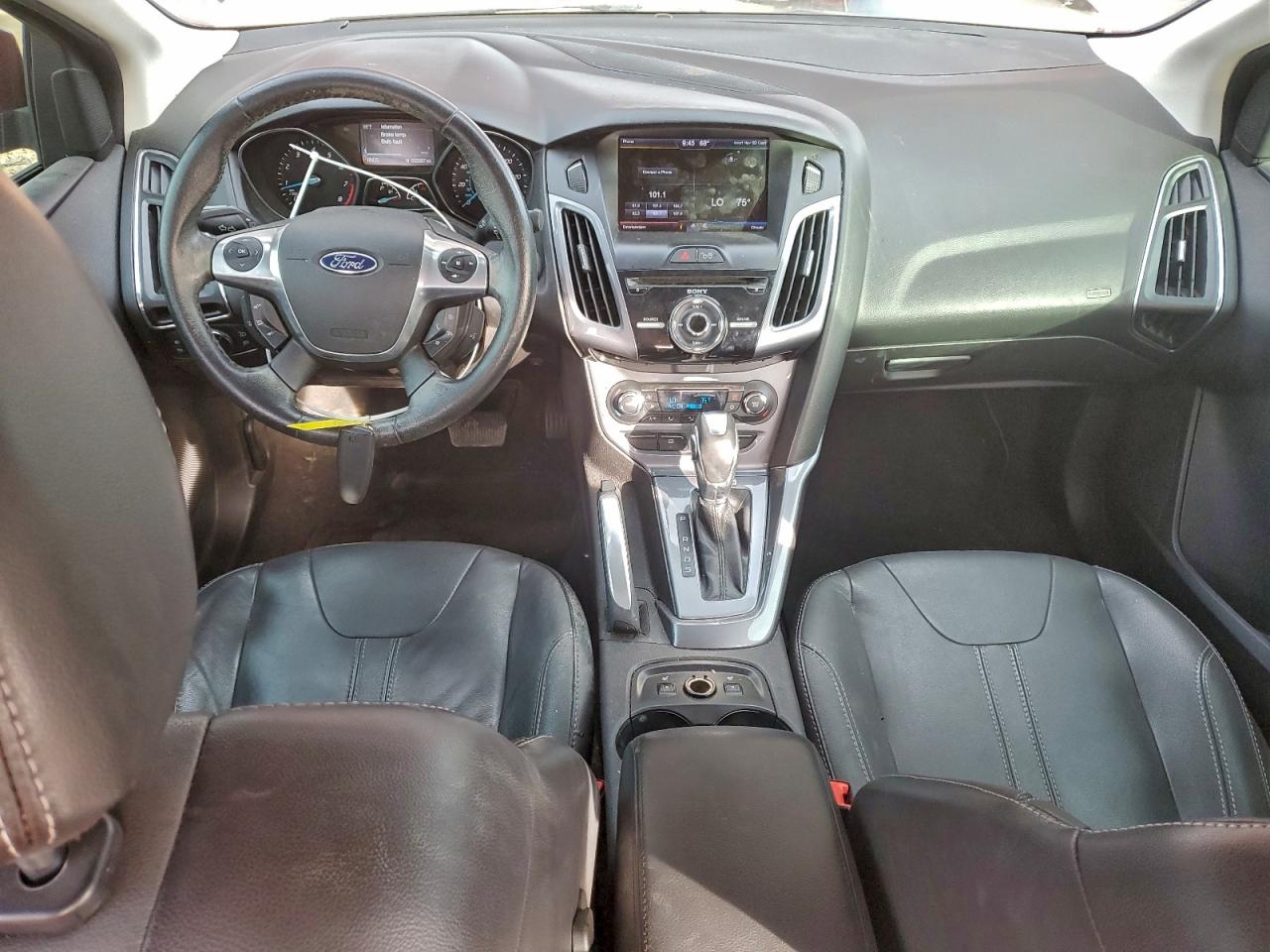 Ford Focus Titanium Image 7