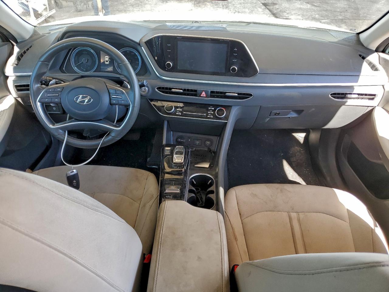 Hyundai SONATA Hybrid Image 8