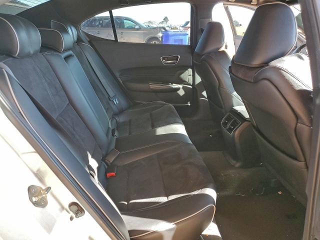 Acura TLX Technology Image 8