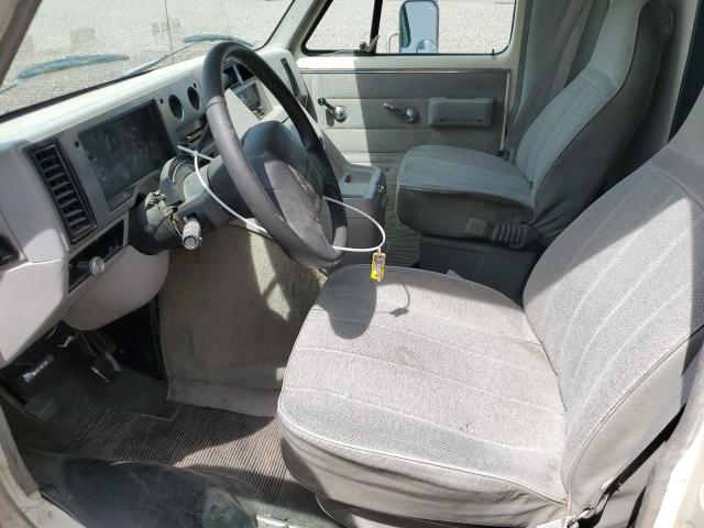 Chevrolet G30 Image 3