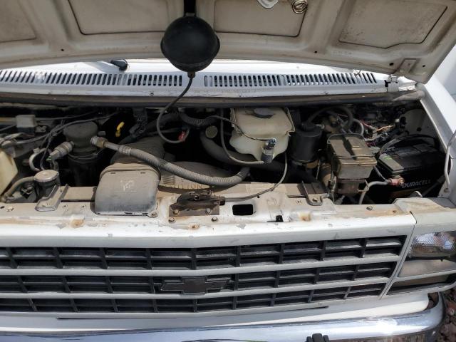 Chevrolet G30 Image 4