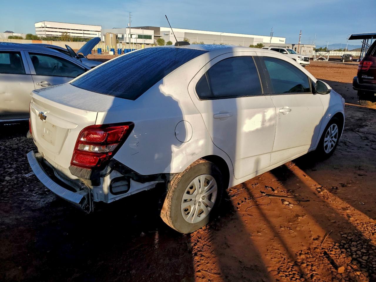 Chevrolet Sonic Ls Image 9