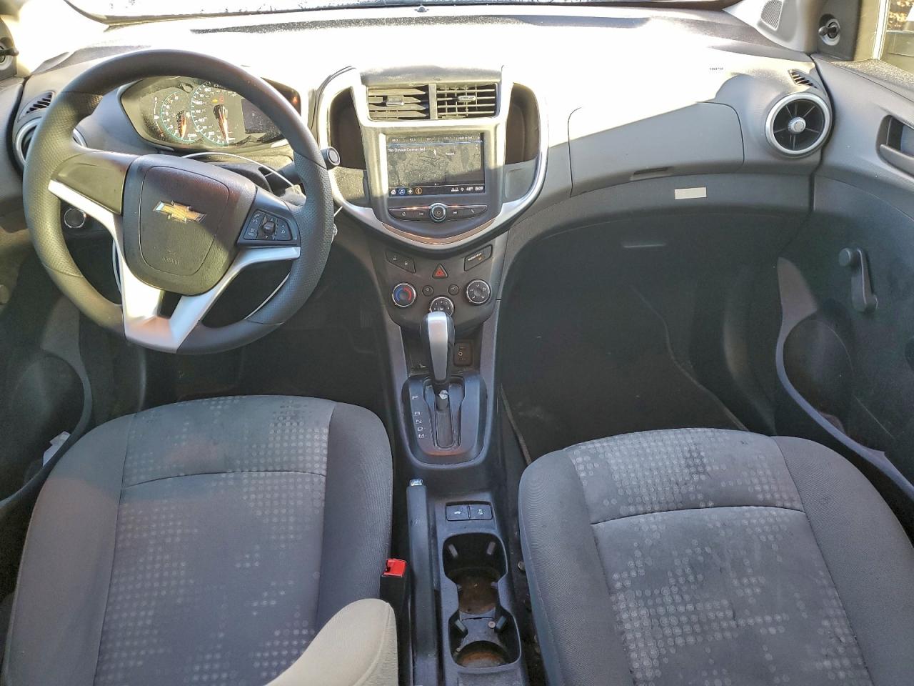 Chevrolet Sonic Ls Image 7