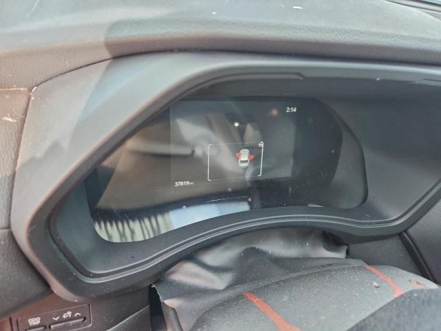 Toyota Grand High Xle Image 5