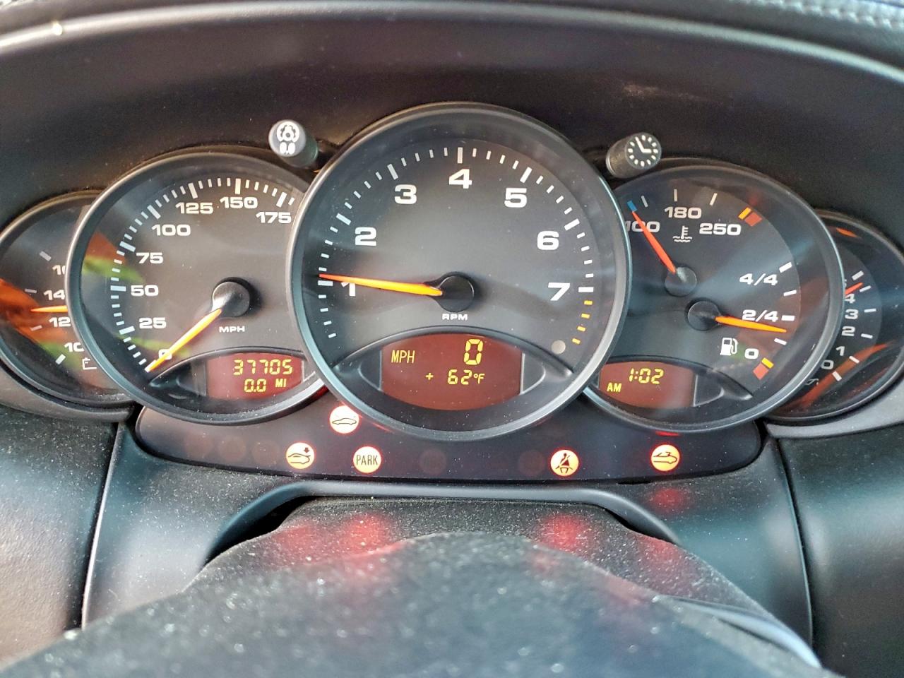 Porsche 911 Carrera 2 Image 6