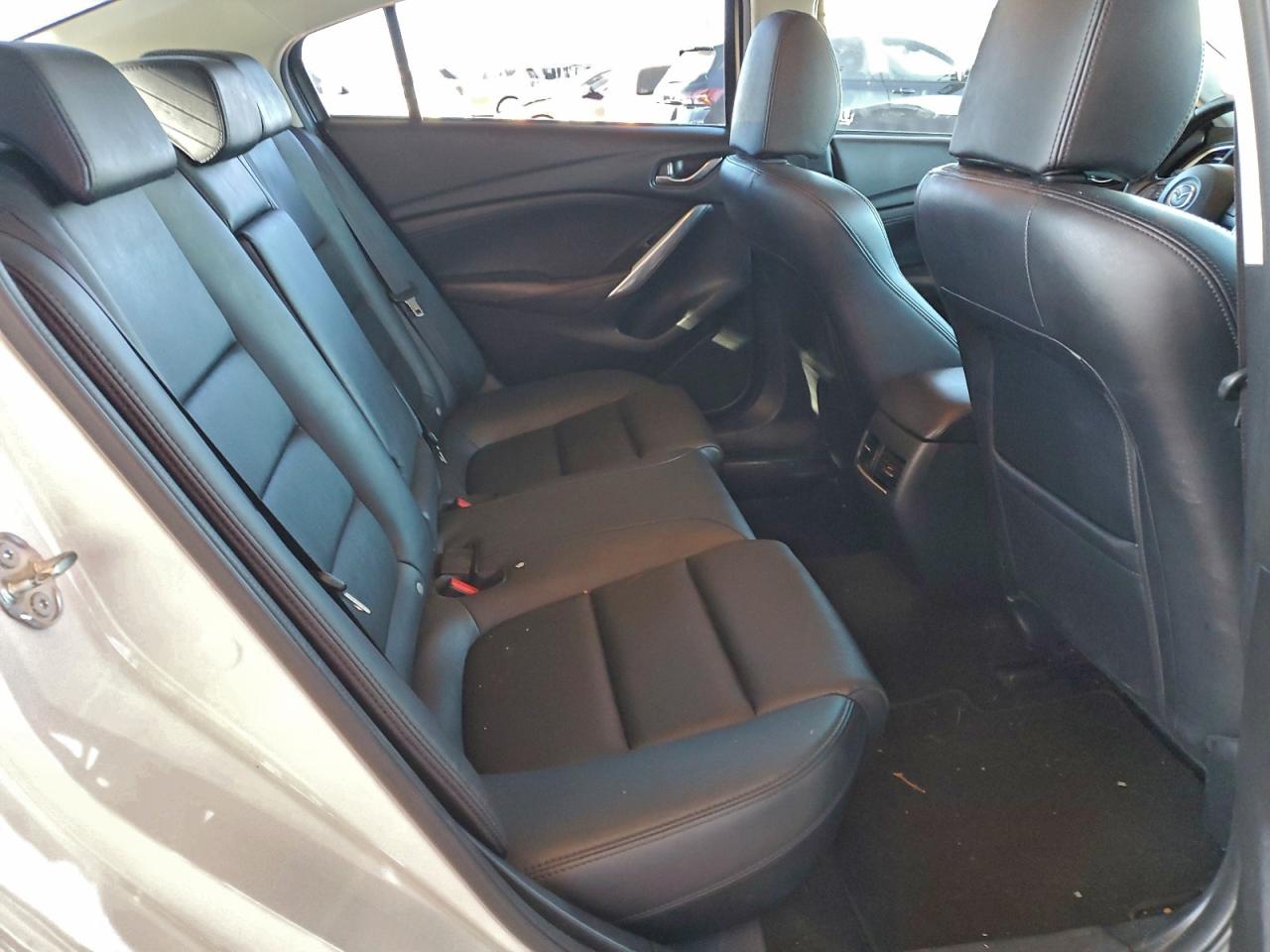 Mazda 6 Touring Image 5