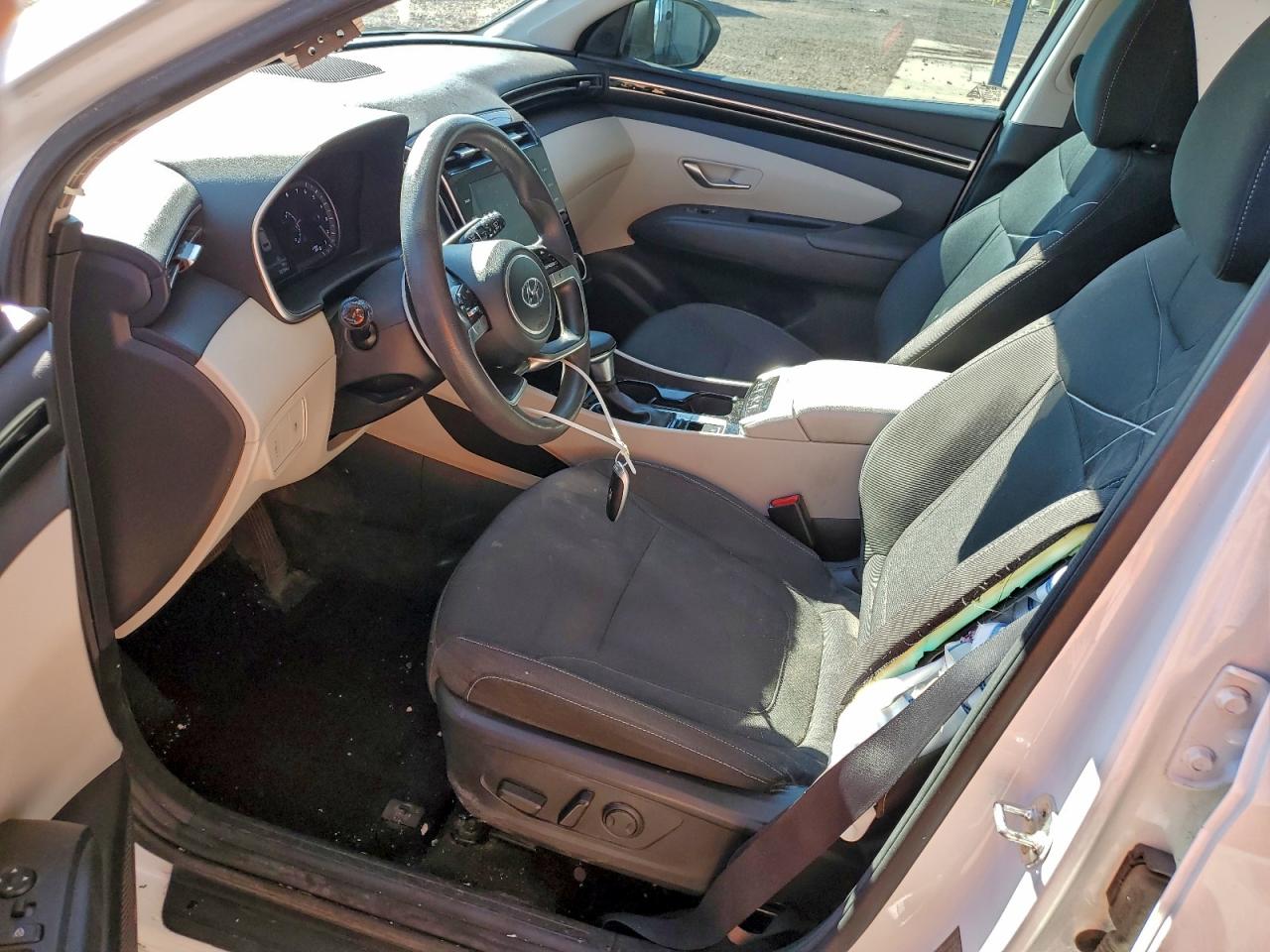 Hyundai TUCSON Sel Image 9