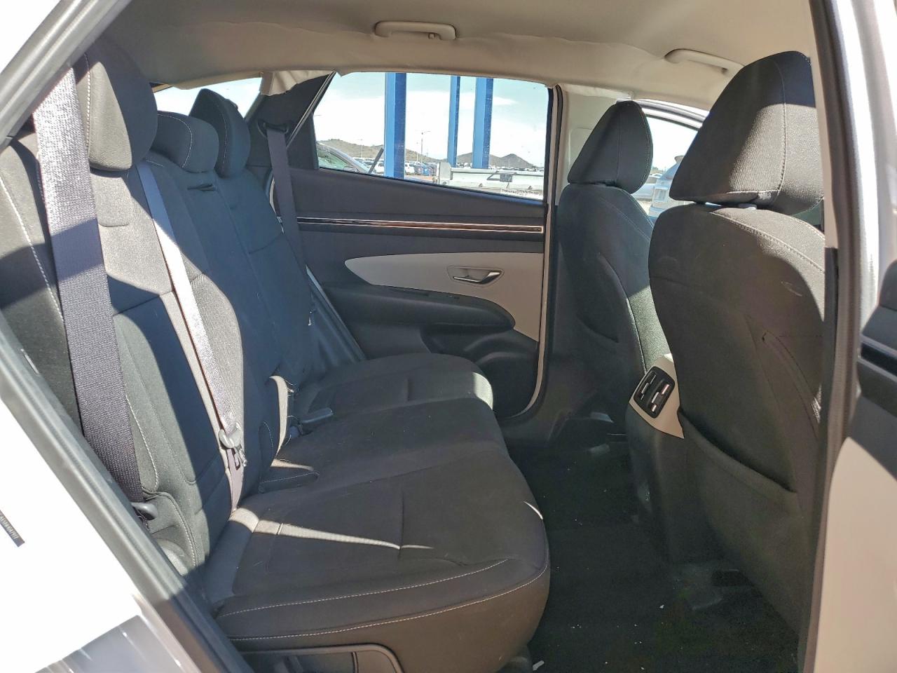 Hyundai TUCSON Sel Image 11