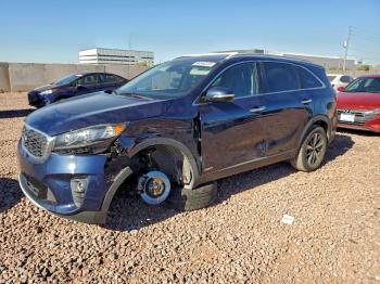  Salvage Kia Sorento