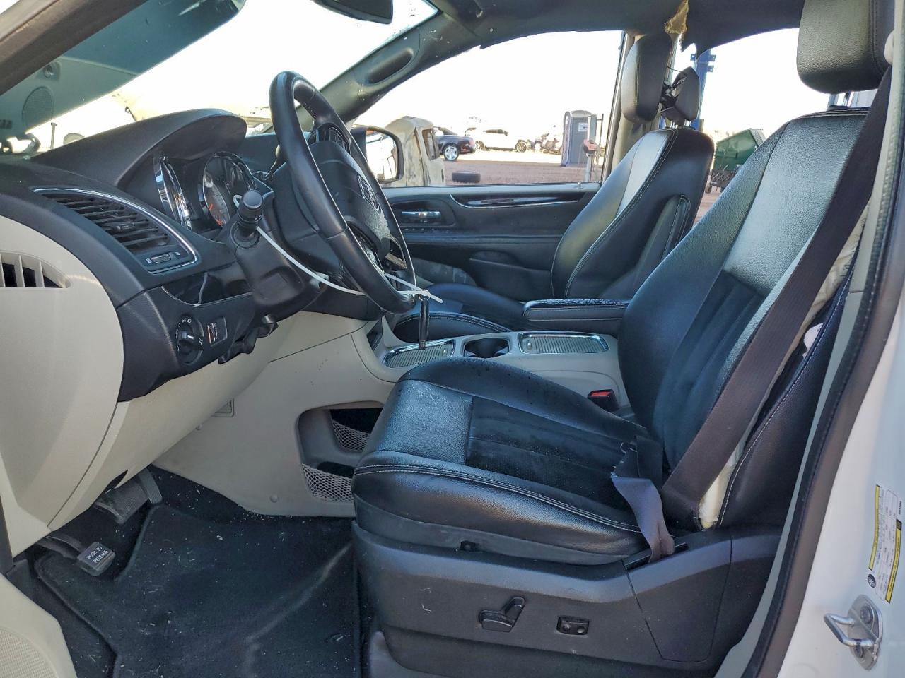 Dodge Caravan Sxt Image 10